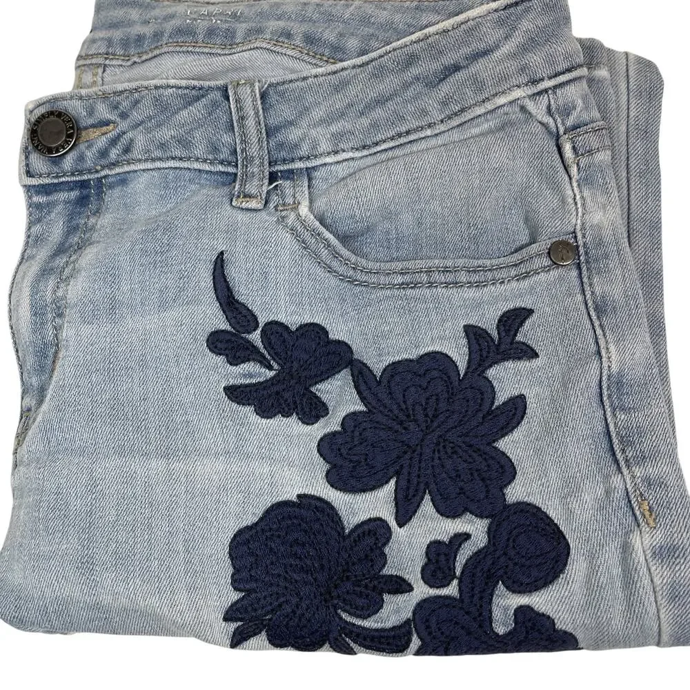 Simply Vera, Vera Wang Mid Rise Capri Jeans Women 6 Blue Appliqué Stretch Capri